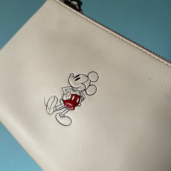 coach disney mickey mouse cream wristlet clutch cartoon white leather red - Picture 2 of 7